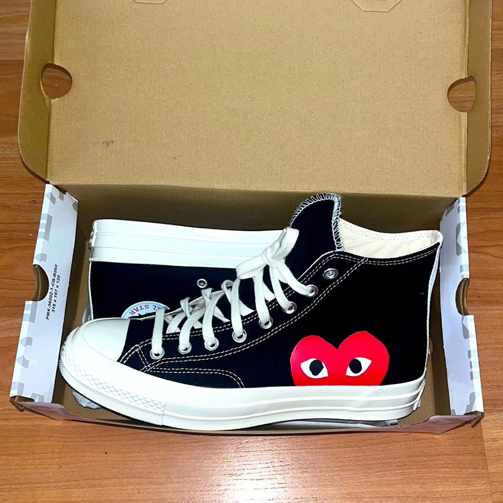 Comme des garcons converse